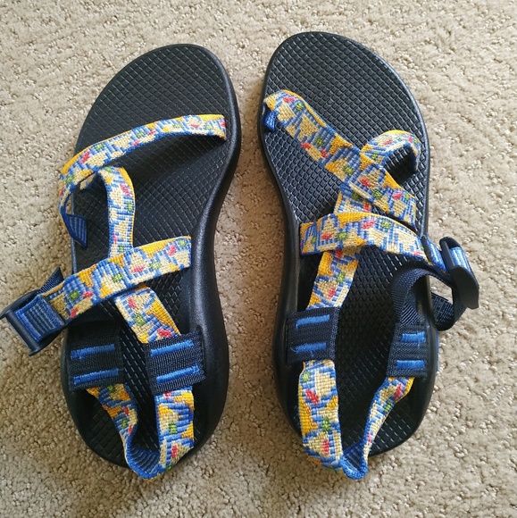 chaco running sandals